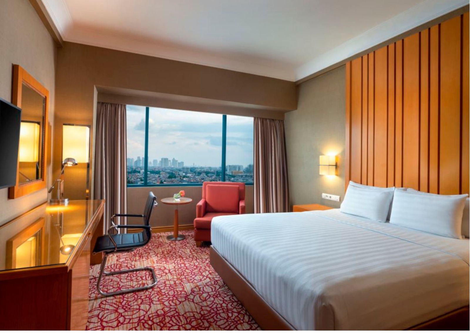Sambut Akhir Tahun Tropical Staycation dan Tropical New Year’s Eve Dinner di Hotel Ciputra Jakarta